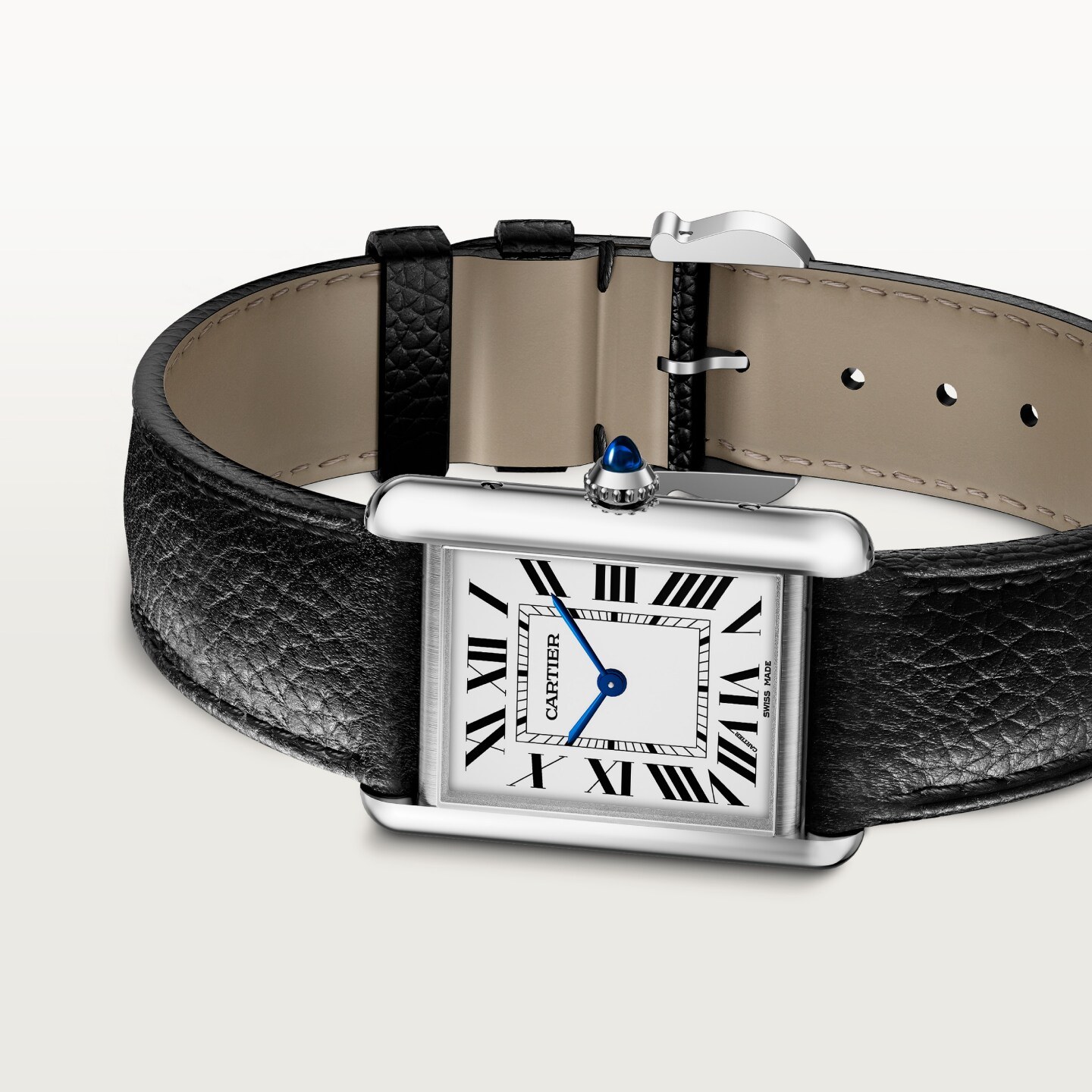 Montre Tank Must de Cartier — Grand modèle, mouvement photovoltaïque SolarBeat™, acier, bracelet veau